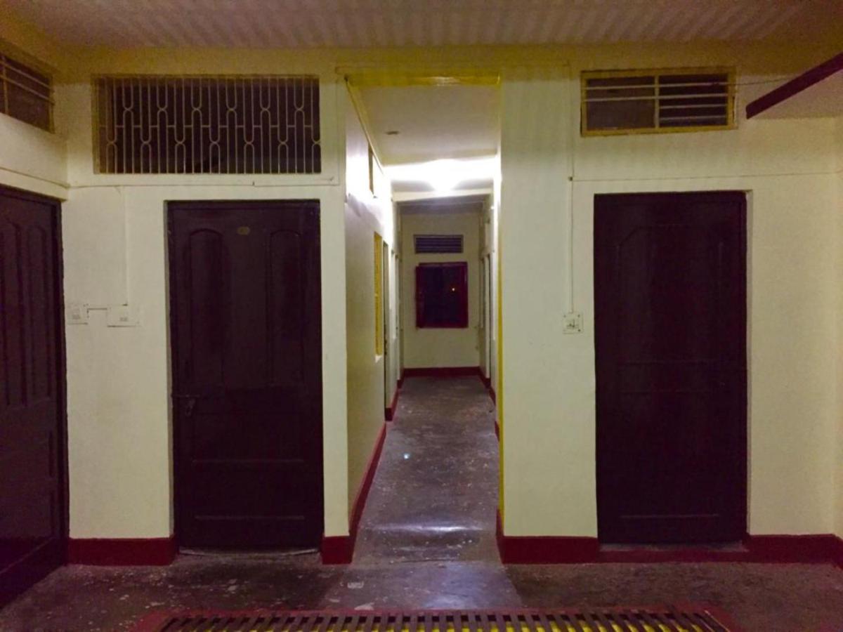 Grg Shanti Guest House Varanasi Bagian luar foto