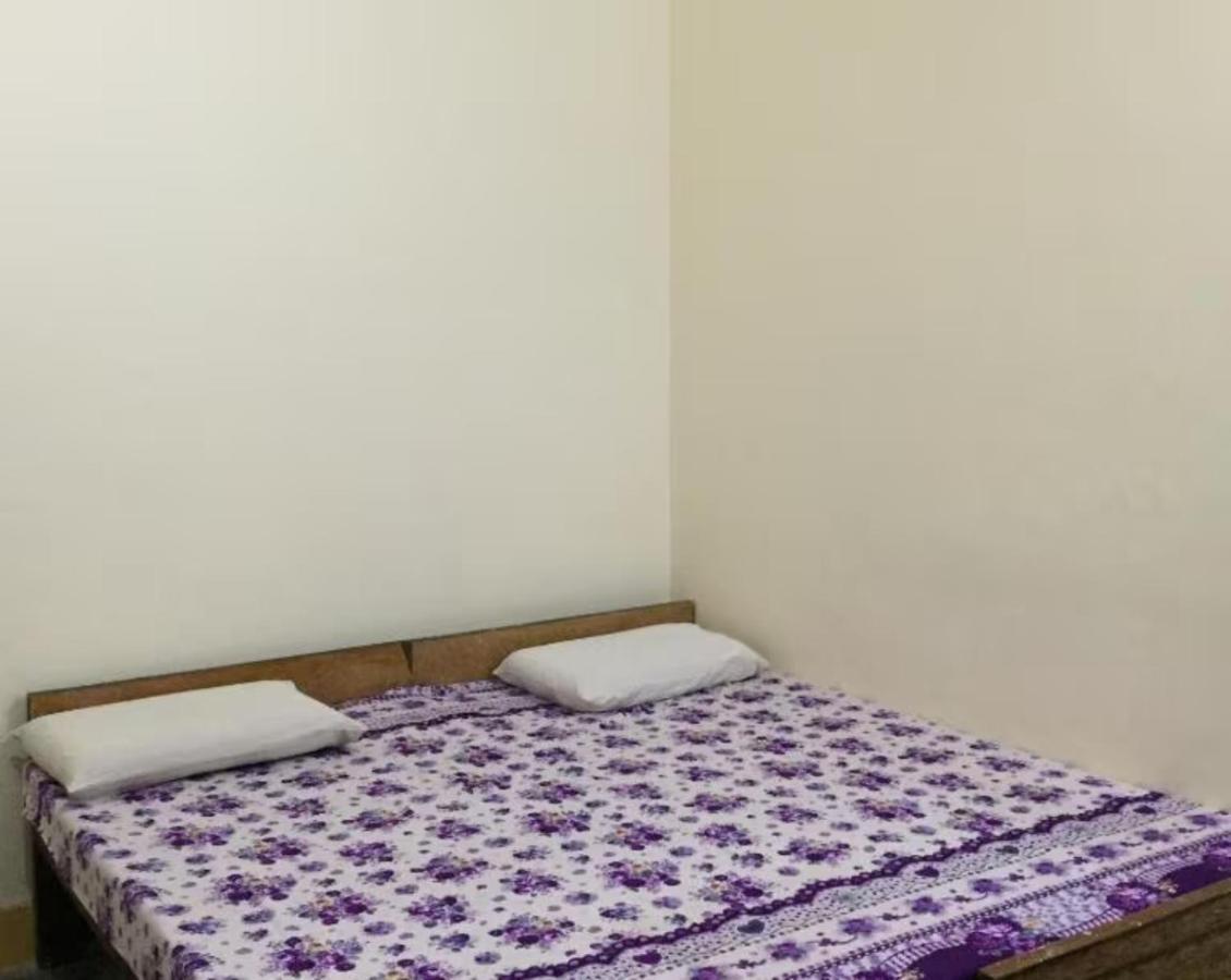Grg Shanti Guest House Varanasi Bagian luar foto