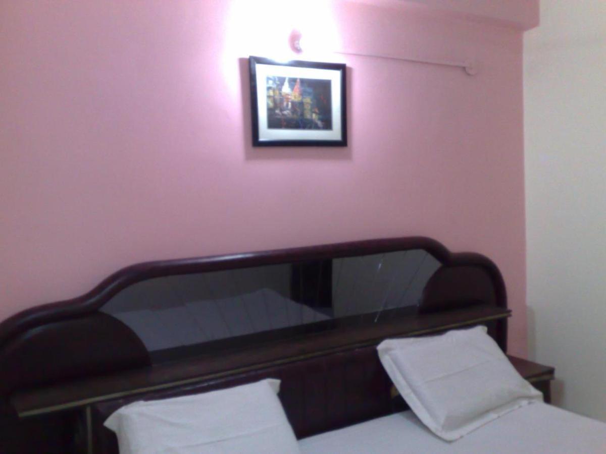 Grg Shanti Guest House Varanasi Bagian luar foto